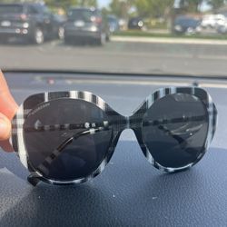 Burberry sunglasses