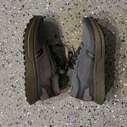 Brand New Earth Link Flux Adapt Running Shoes 