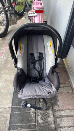 Baby trend infant car seat