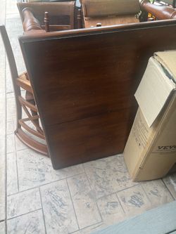 Dining table w/6 chairs