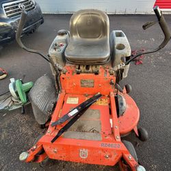 Husqvarna 46" Cut Zero Turn With Extra Blades
