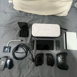 Nintendo Switch  Bundle