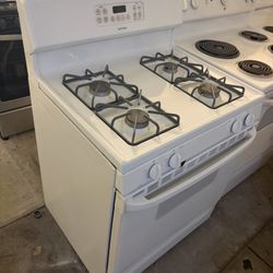 Estufa GAS  4 Quemadores Hotpoint 
