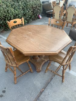 Small kitchen dining set with 4 chair