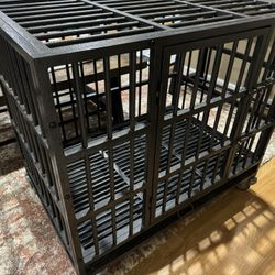 Dog Kennel/Crate 