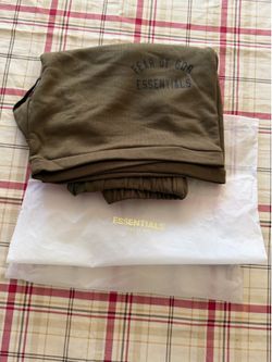 Essentials Olive Green   Size L