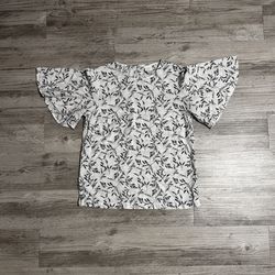 A New Day White Black Floral Ruffle Flutter Sleeve Blouse Women Short Sleeve S