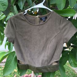 Women’s Green crop top