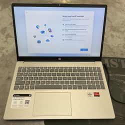 Hp 15-fc0105nr laptop w/charger 