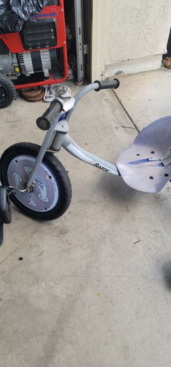 Boys and Girls  drift Tricycles  20 each