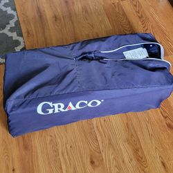 Graco Pack N Play With Diaper Changer