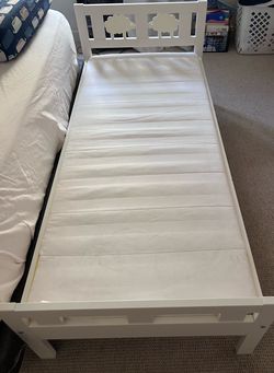 Toddler bed & Matresses