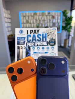 Unlocked iPhone 17 Pro like new 256Gb blue and orange