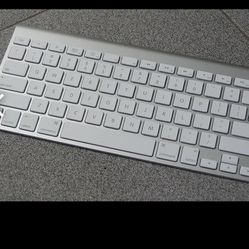 Apple Keyboard In Box 