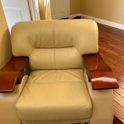 Four piece Couch set