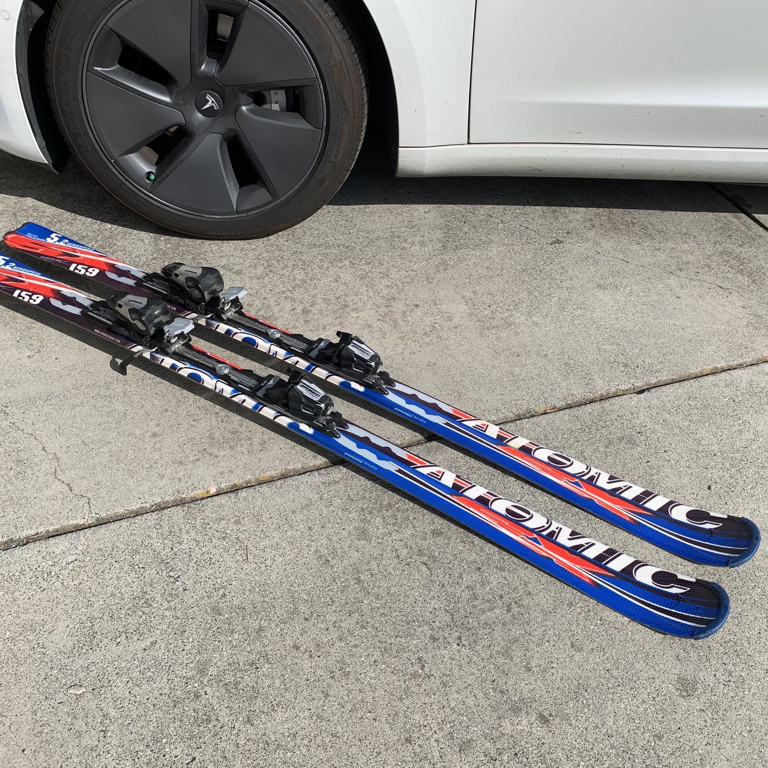 Atomic Skis 159 cm Aero speed 5.2 with Atomic bindings for Sale in