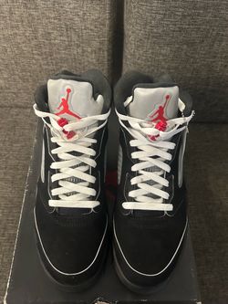 Jordan 5 metallic size 9.5