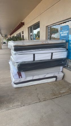 Furniture mattress king and queen size