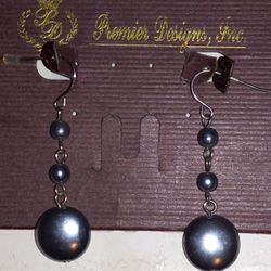Premier Designs Metallic Dangling Earrings - Excellent Condition