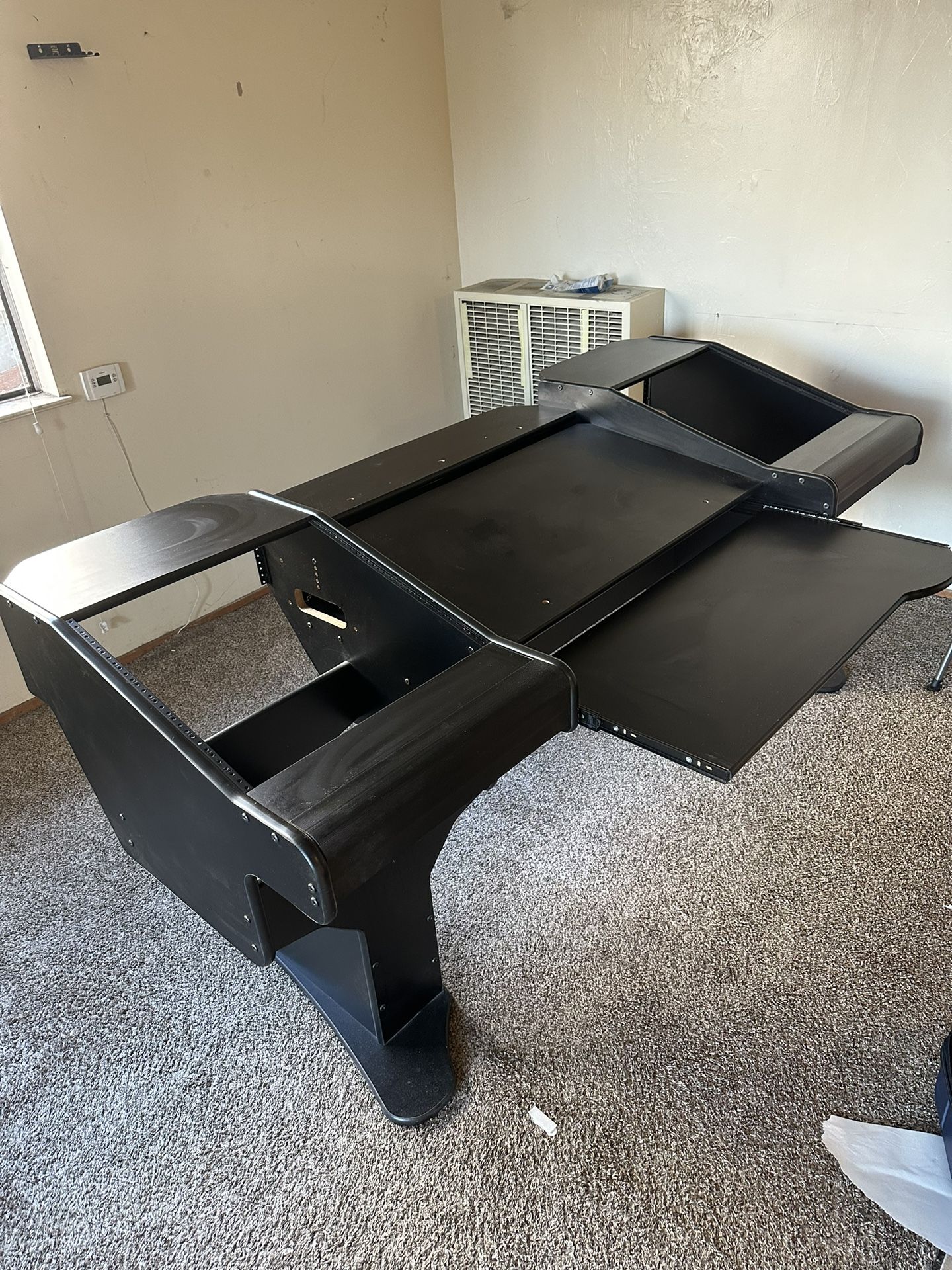RAB 36 Studio Desk