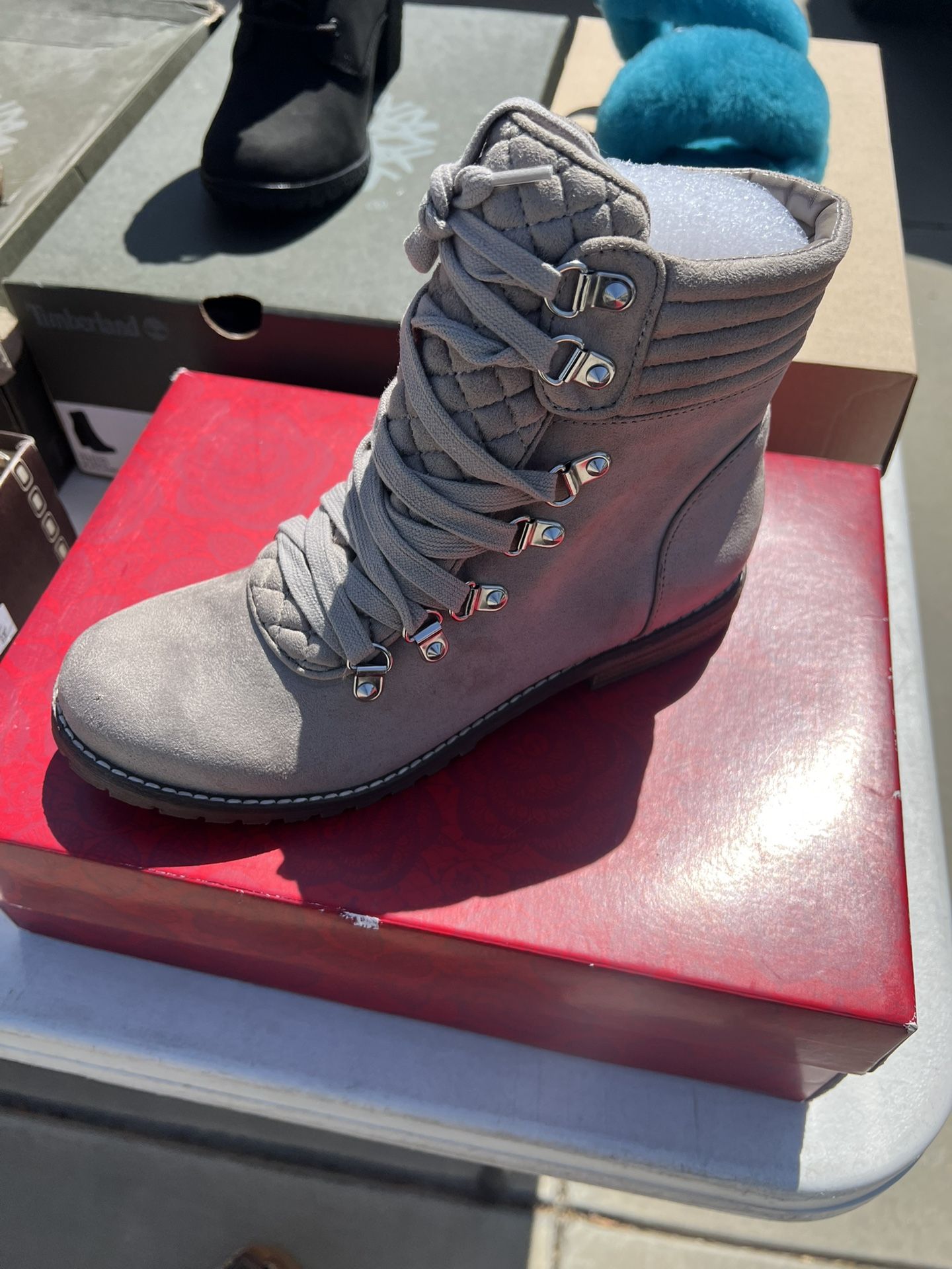 Women’s Shoes Size 7