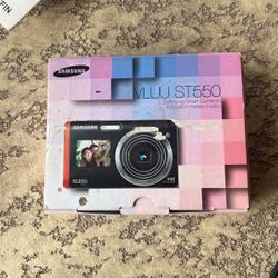 Samsung Smart Camera With 2 Side LCD