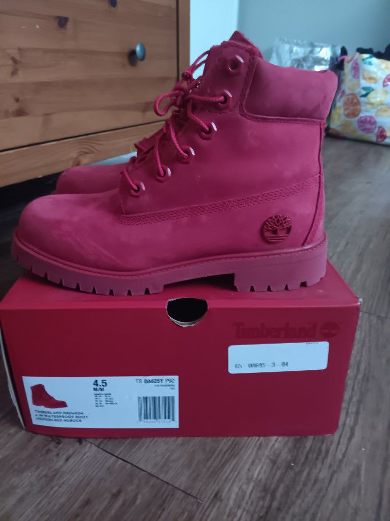 Timberland Boots Brand New Worn 2 Times