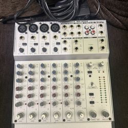 Behringer eurorack mx 802A