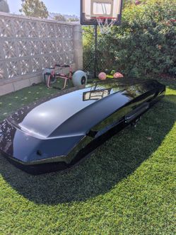 Thule Motion 3 XXL Low Roof Box – Black Glossy (Like New)