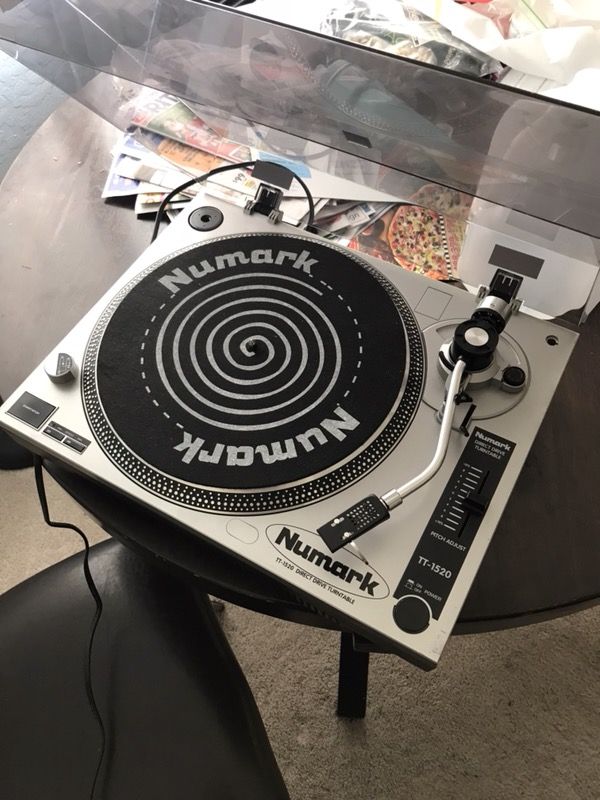 Numark TT-1520 Direct Drive Turntable