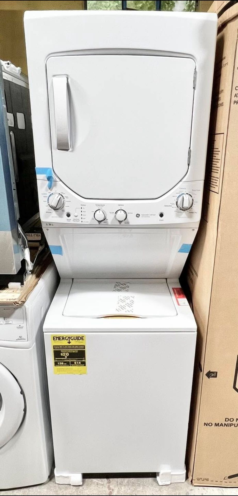 NEW 24” Laundry Center/WASHER & DRYER Combo