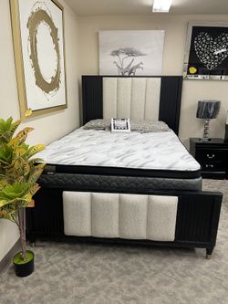 Queen Bedframe