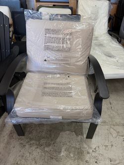 Set of patio chairs 📍$100