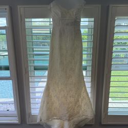 Strapless Wedding Dress Size 4 (Pre-Own) 