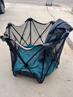 Pack & play with cover