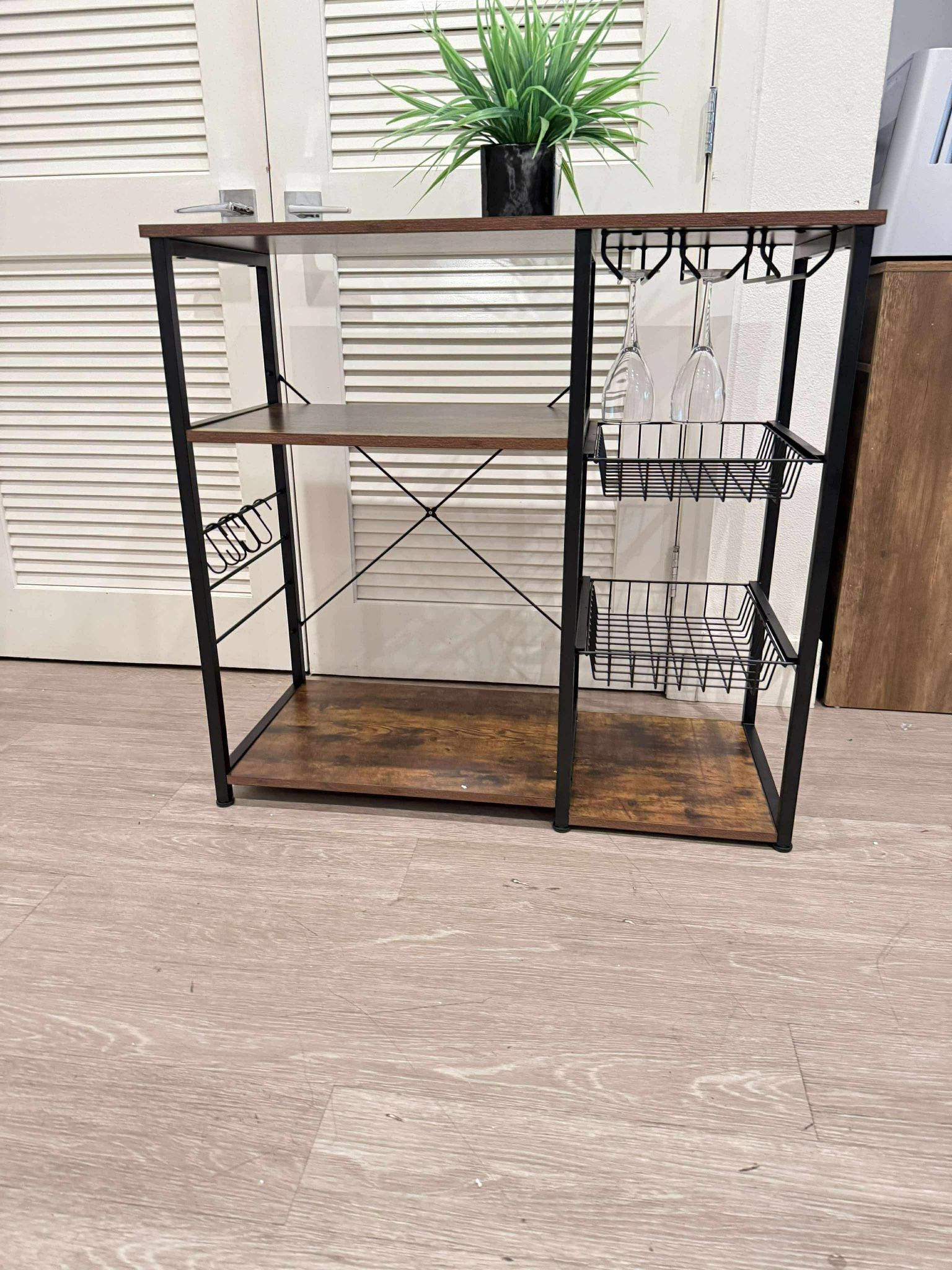 Kitchen Baker's Rack Storage Shelf (Vintage Board + Black Metal Frame)