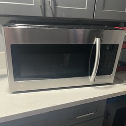 SAMSUNG  30 in Over the Range Microwave