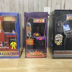 New Wave Toys Replicade 1/6th Scale Arcade Machines