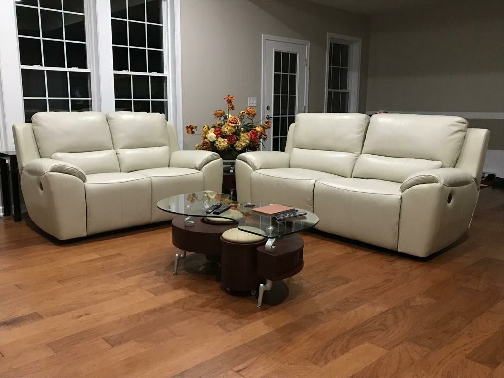 Ashley Brand New condition Power Reclining Sofa set(Couch)