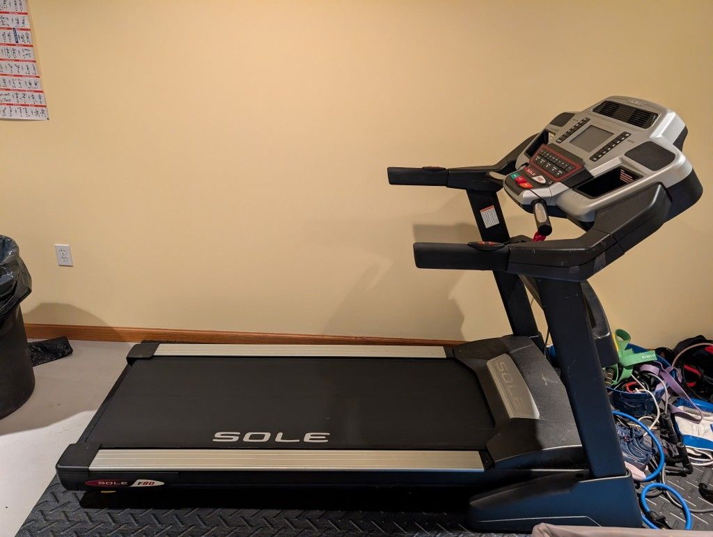 Treadmill Sole F80