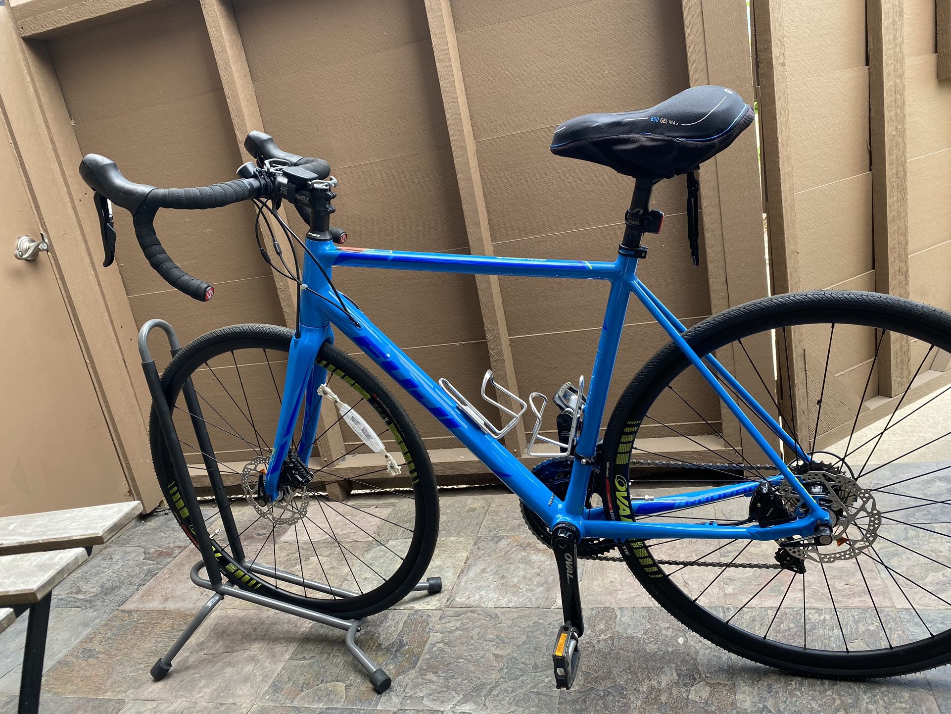 Fuji Roubaix 1.1 for Sale in San Antonio, TX - OfferUp