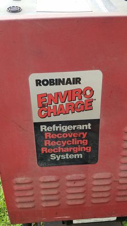 Refrigerant recovery system