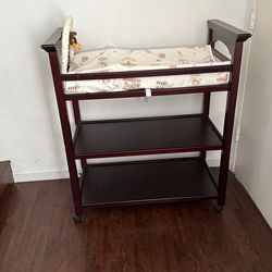 Graco Changing Table with Change Pad and Safety Strap,Multi Storage Nursery Changing Table for Infants or Babies