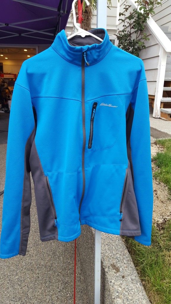 Eddie Bauer First Ascent Jacket L