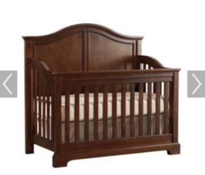 Solid wood nursery furniture