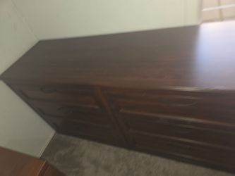 Dresser 6 drawer