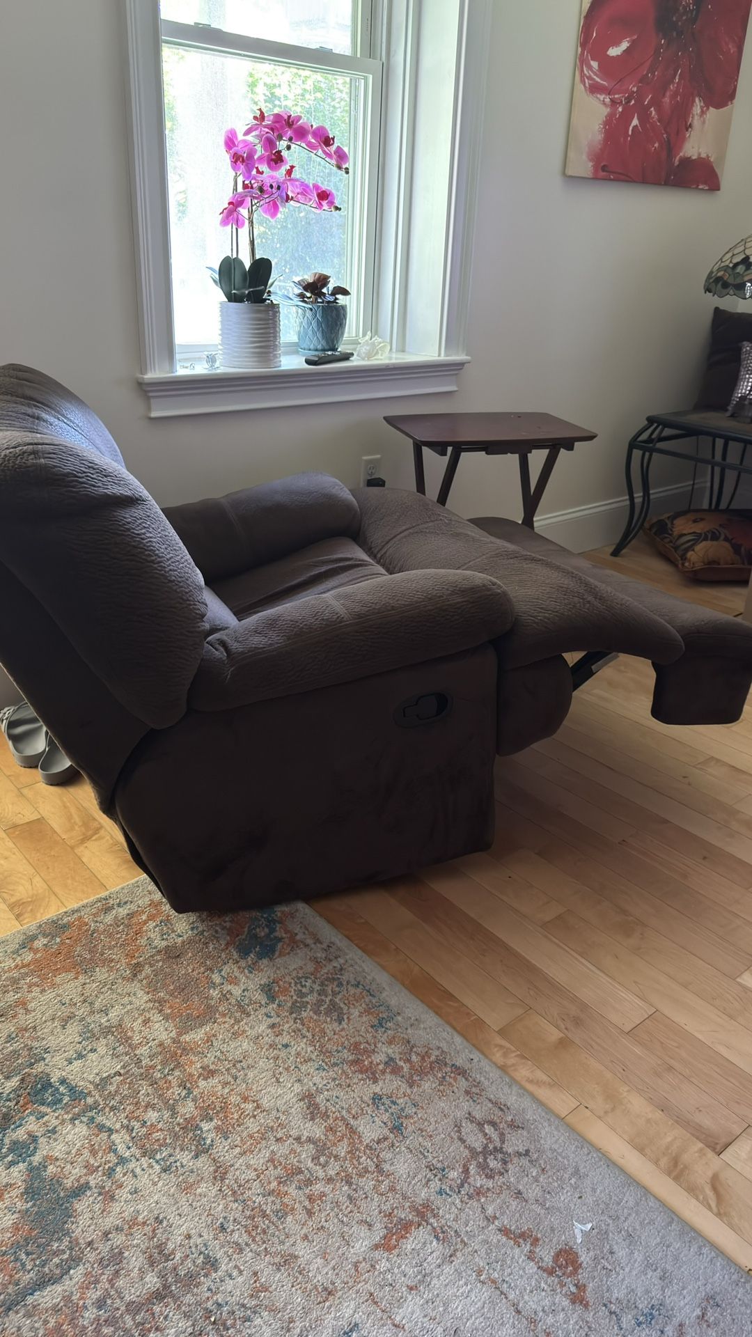 Comfy Recliner Chair