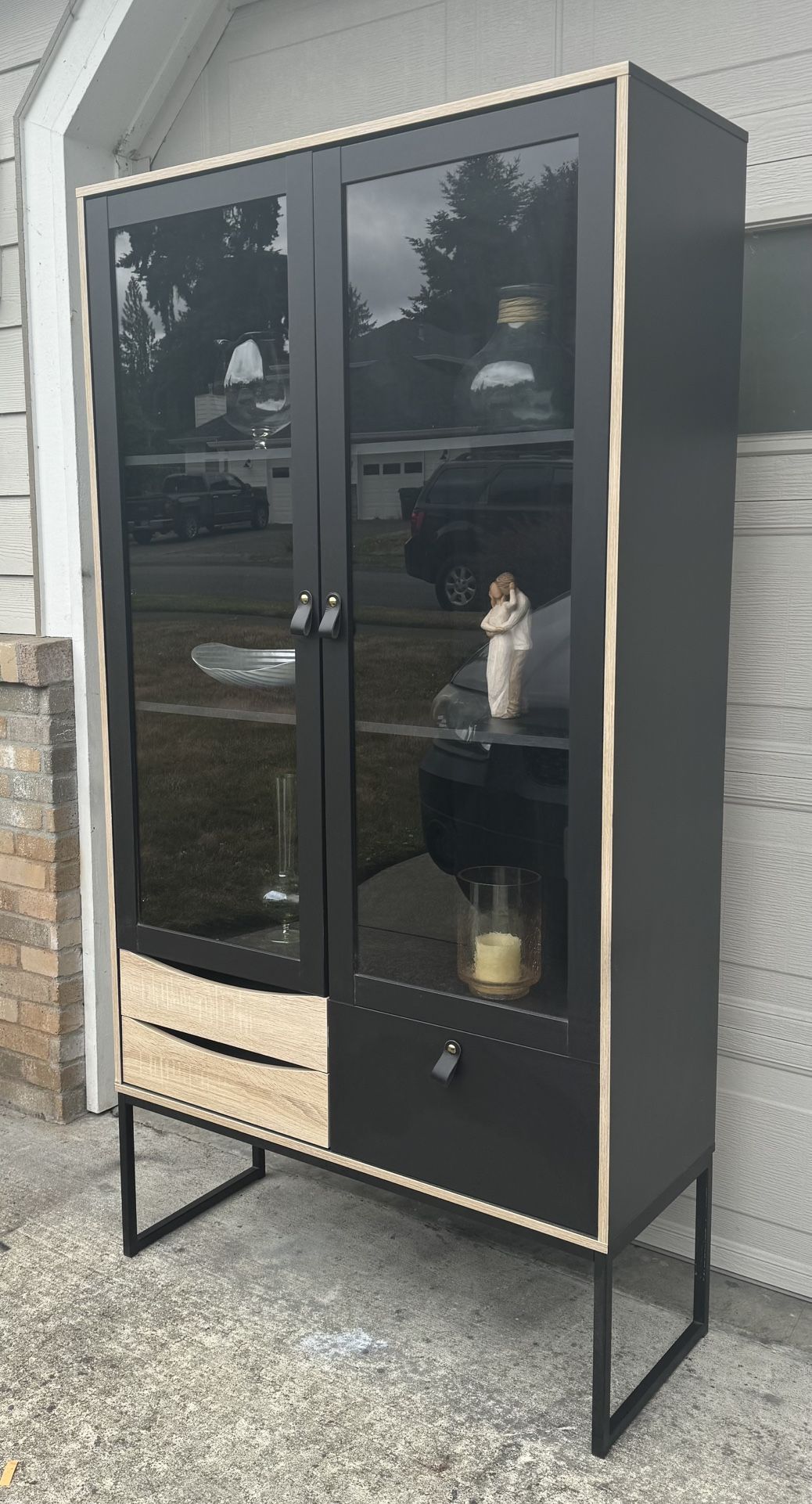 Modern Cabinet