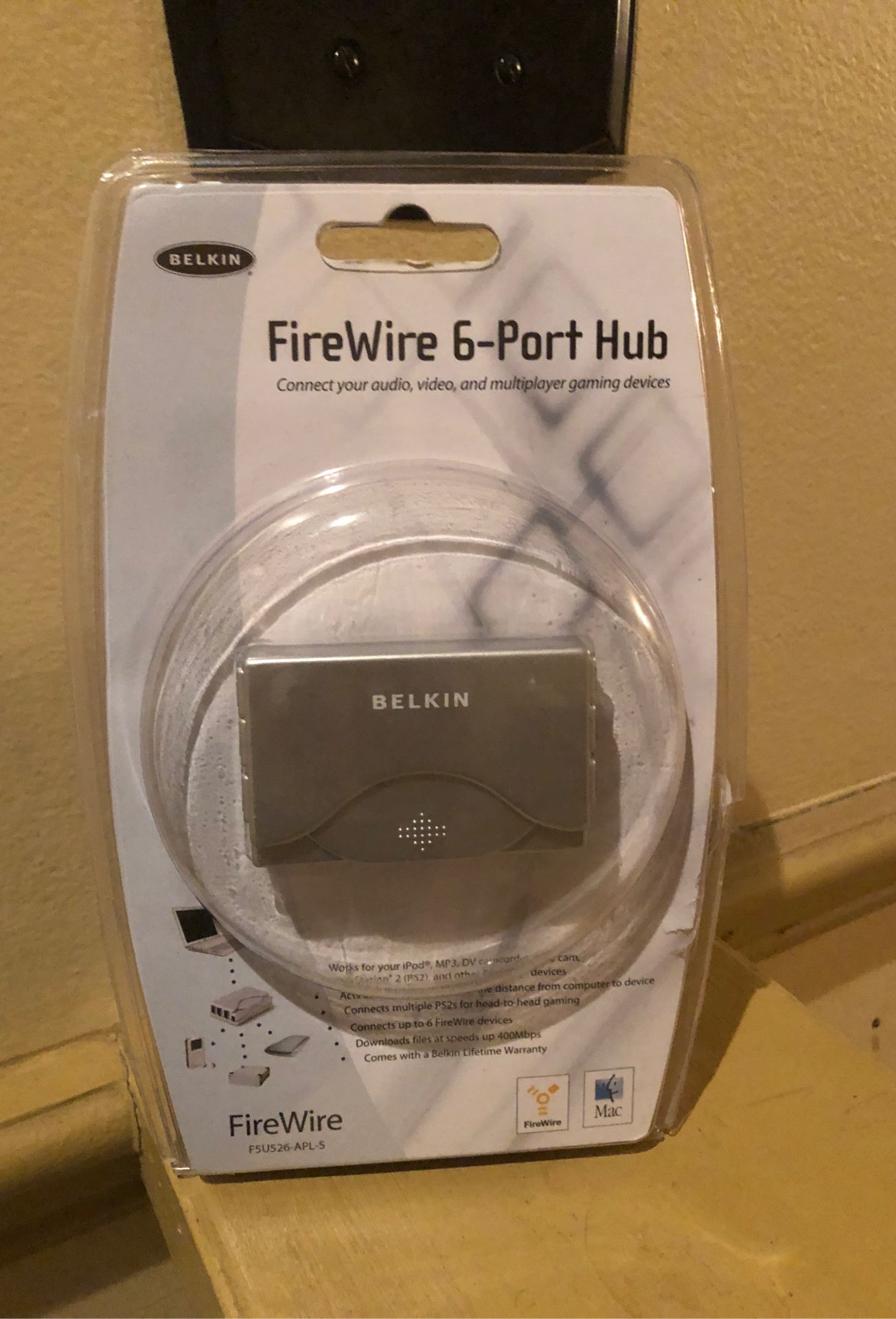 FireWire 6-port hub