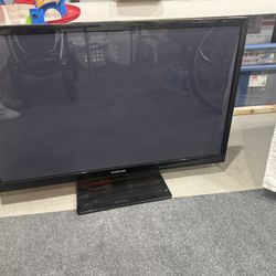 Samsung 42” TV